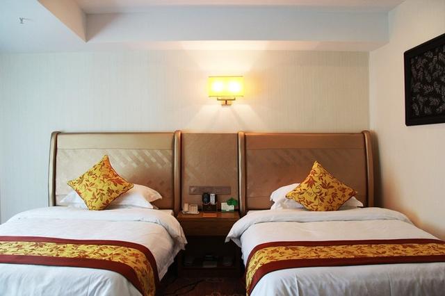 黄果树瀑布旅游攻略，黄果树瀑布自由行攻略分享（黄果树瀑布旅游攻略）