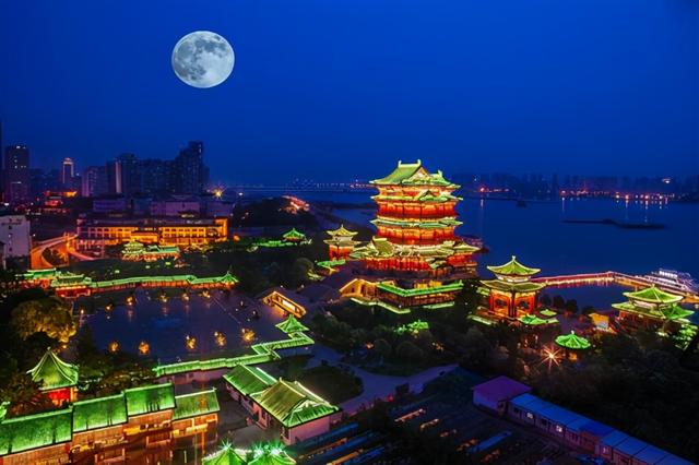 滕王阁四大名楼在哪里，江南四大名楼都是古迹吗