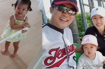 安在旭年轻图片，韩国男明星安在旭现状