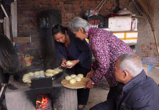 家有父母不远行经典语录，《论语》经典名句详解：父母在