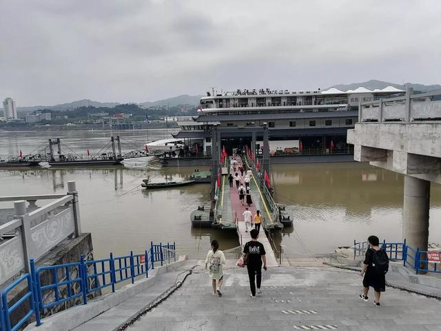 三峡大坝旅游景点，湖北宜昌三峡大坝旅游景点有哪些（领略世界第一坝的水涨船高）