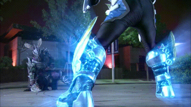 铠甲勇士之雷电铠甲，进击的巨人3第14集