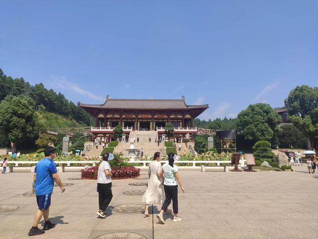 江西东林大佛旅游讲解，高48米全身贴金的东林大佛