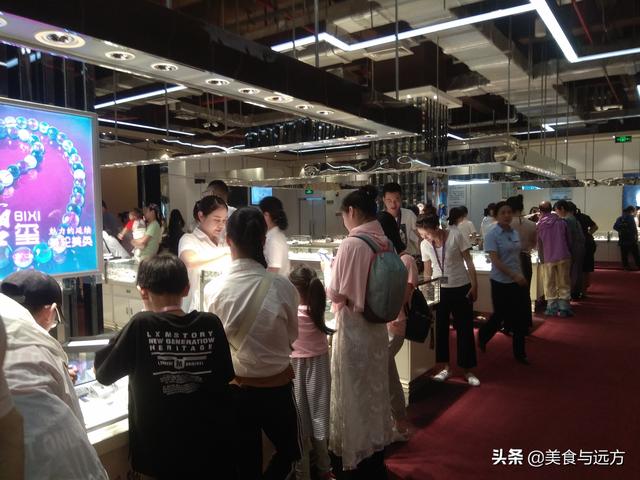 乐山大佛旅游攻略，乐山大佛景区攻略详细（乐山大佛峨眉山一日游攻略）