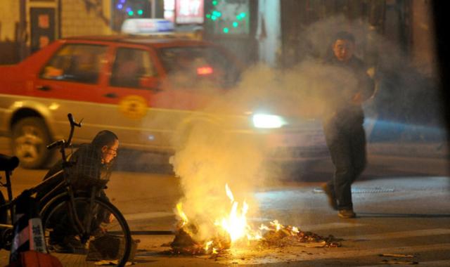 清明节扫墓最好时间段，民间扫墓很讲究