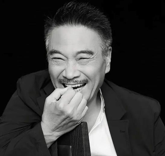 吴孟达死前最后一部电影，月花百万养3妻5子女
