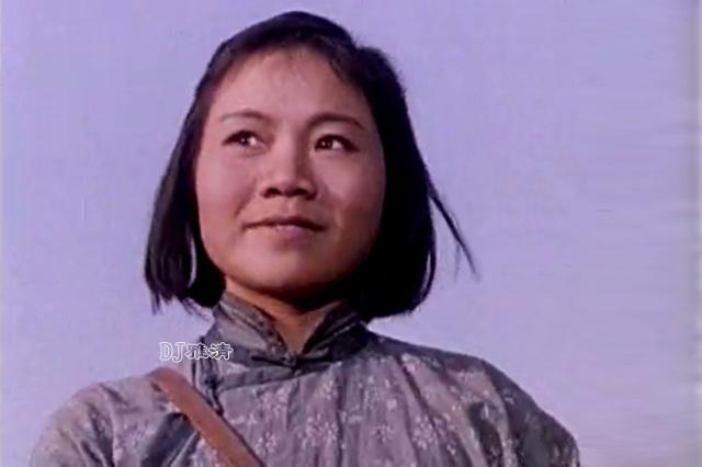 刘玉茹老照与新照对比，《上甘岭》女卫生员“王兰”刘玉茹已离世近两年