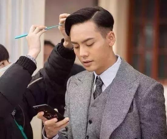 小脸型适合什么样的发型图片，看脸型选发型才是王道（量感小的脸型适合的发型）