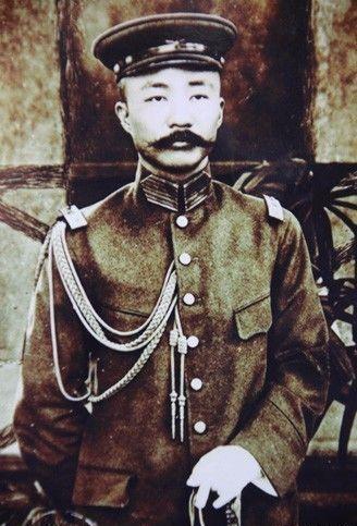 辛亥革命第一位向满清投炸弹的人，如今曾孙女名字家喻户晓