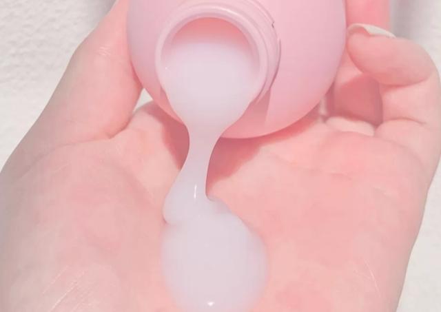 身体乳过期了还能用吗，身体乳过期了几天还能用吗（那么贵的“精华液”）