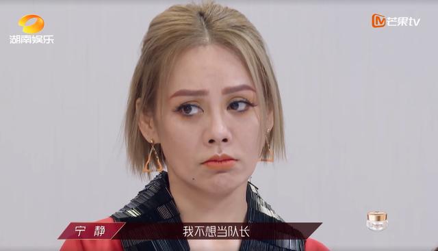 宁静年轻时有多大，古装公子扮相难掩帅气