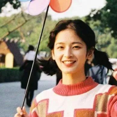 关于港风的文案句子，港风句子文案分享
