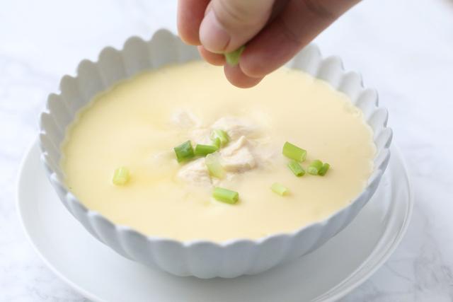 鸡蛋羹最新做法，鸡蛋羹这样做奶香扑鼻