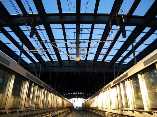 呼和浩特地铁1号线最新消息，呼和浩特地铁1号线将在今年12月底试运营