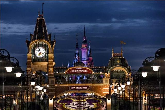 上海最好玩的地方，上海必须去玩的地方有哪些（去上海十个必打卡地）