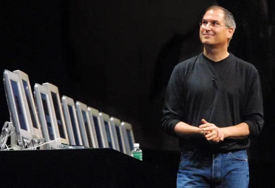 乔布斯 发布会，史蒂夫乔布斯比尔盖茨