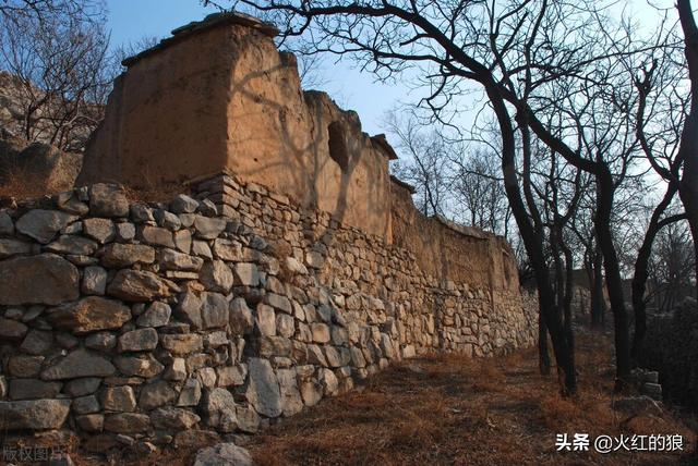 为什么老话说一人不能进庙呢，农村一人不进庙