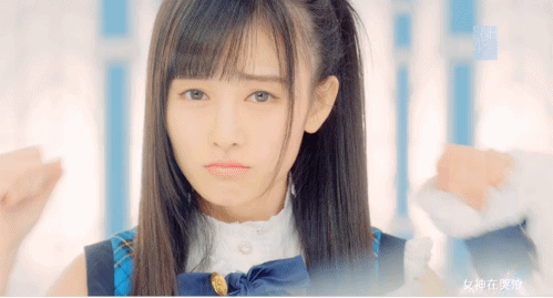 减龄直发发型，你适合“直发”还是“卷发”