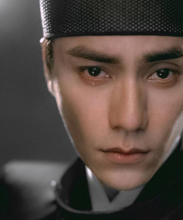 重庆有哪些明星，重庆老牌男明星有哪些（这5位女星个个貌美如花）