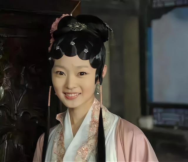 宋轶年轻时很美，宋轶的各种年代造型有多美