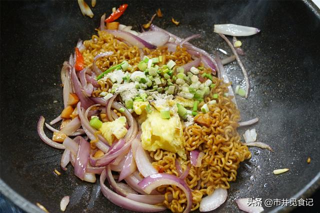 8种炒面做法一定要学学，爱吃炒面别错过