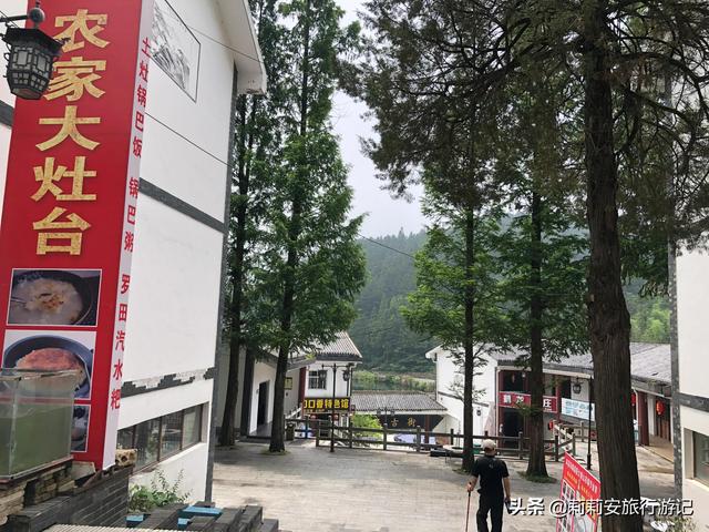 徒步南迦巴瓦峰最佳观景台，雾中徒步薄刀峰