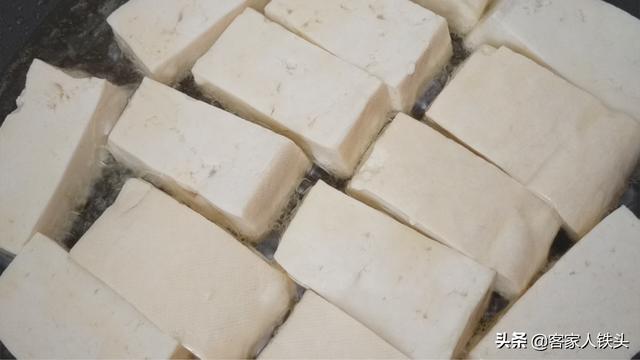 豆腐鱼最简单的做法，豆腐和鱼这样吃才过瘾