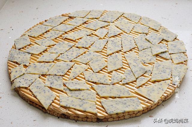 青麻叶如何做好吃，这样做麻叶子放半个月都是酥脆的