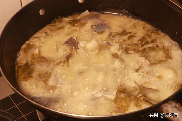 怎么腌制鱼好吃，酸菜鱼怎么腌制才好吃呢（教你正宗酸菜鱼的做法）