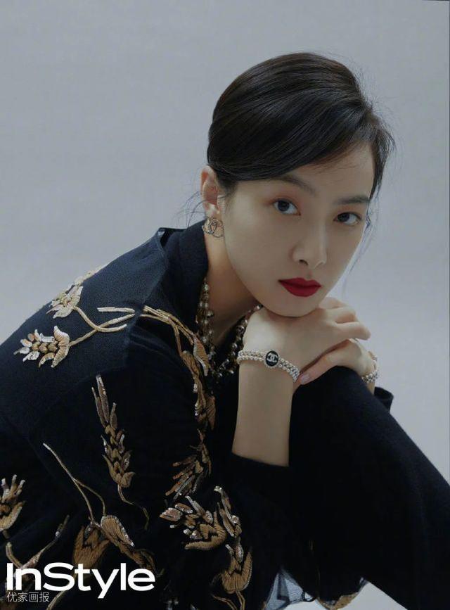 宋茜雜志大片出爐，穿復古女郎單品質感十足，真是「天生發光體」 娛樂八卦吃瓜 第5张
