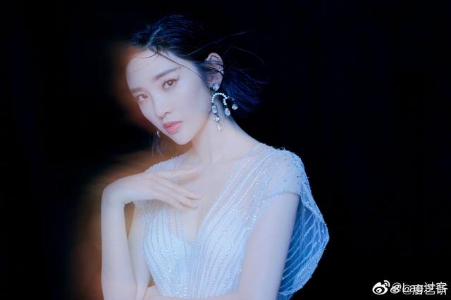 有一种避嫌叫张若昀上春晚，张若昀和唐艺昕公开后首次同台