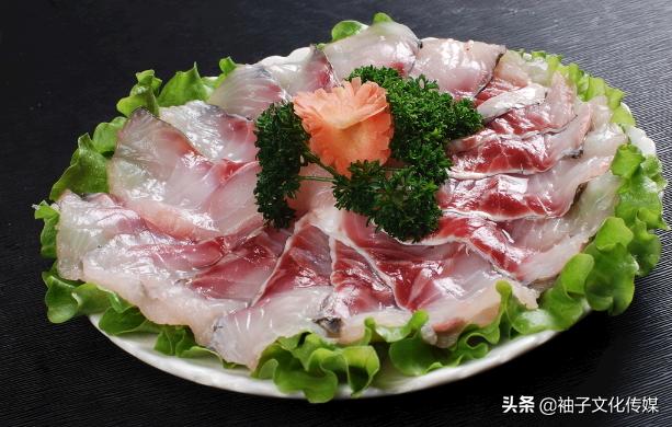 做鱼怎么做好吃，鱼怎么做才好吃又漂亮（一星期吃三次也不腻）