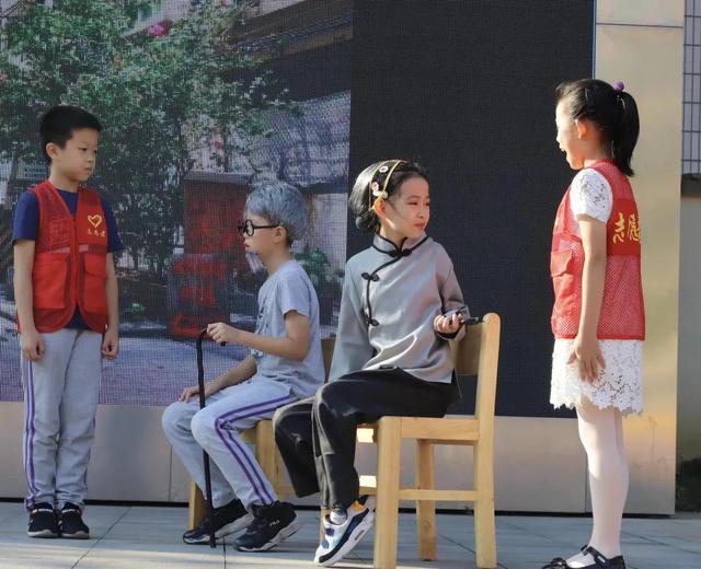 南京三梯队小学排名，南京二梯队小学之三牌楼小学