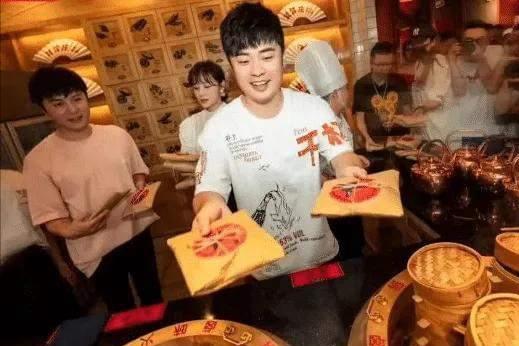 「三德子」開飯店遭吐槽：不僅難吃還貴！明星效應能用到幾時 娛樂八卦吃瓜 第18张