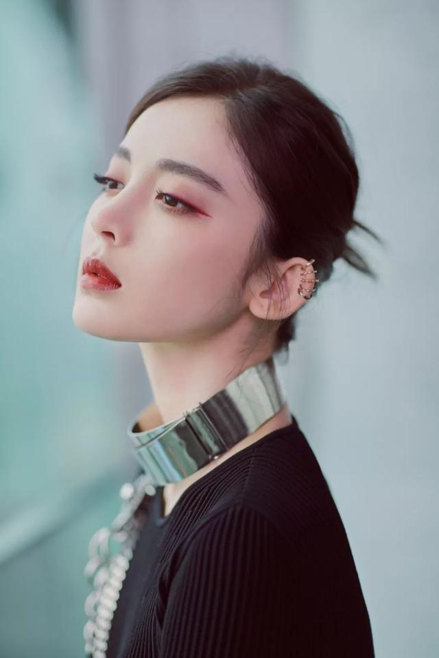 刘亦菲侧颜为什么好看，刘亦菲不是基因彩票