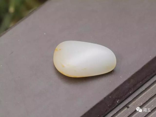 和田玉有什么特点，和田玉各种玉的特点（新疆和田玉的七大特点）