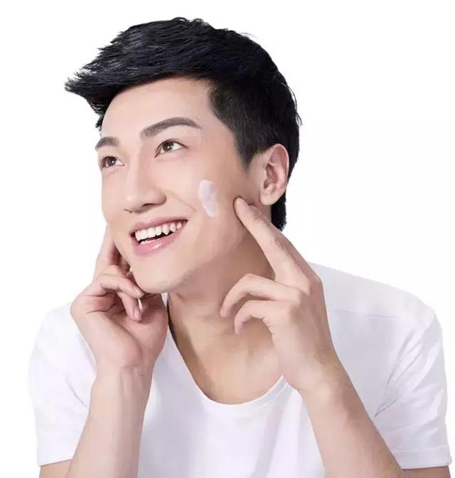 男士护肤应该怎么选，分享四款男士护肤套装