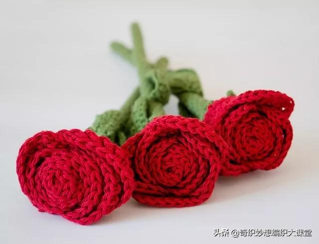 情人节礼物送什么与众不同的情人节，钩一朵永不凋谢的钩针玫瑰花送给爱人！