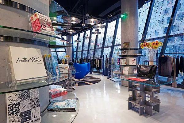 上海最好玩的地方，上海必须去玩的地方有哪些（去上海十个必打卡地）