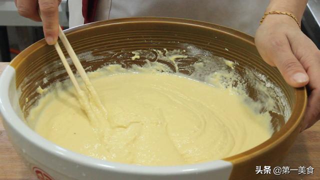 面粉怎么做煎饼，用面粉怎样做煎饼才好吃（轻松做出营养美味鸡蛋饼）