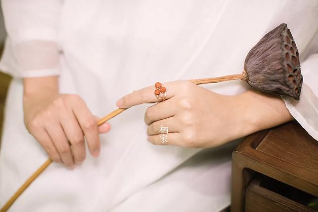 戴戒指的讲究和寓意，MT4安德鲁的干草叉指标