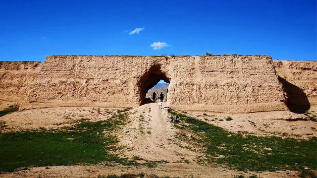 冲气以为和的冲字什么意思，要冲的冲