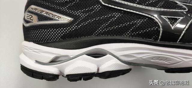 值得入手的软底轻便的跑鞋，3款超高性价比的缓震跑鞋