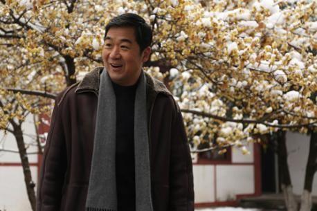 张国立的婚姻史，张国立与罗秀春离婚34年