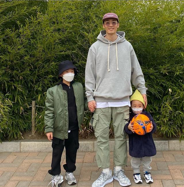 男士穿搭成熟风套装，男生运动风穿搭示范