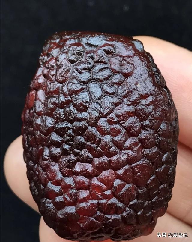 蜜蜡认主人的表现，蜜蜡的基本认识（蜜蜡佩戴有什么样的规则呢）
