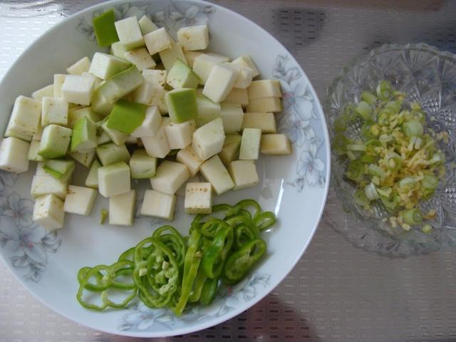 西红柿鸡蛋捞面，鸡蛋豆角番茄捞面家常做法（学会这道美味的番茄鸡蛋捞面）