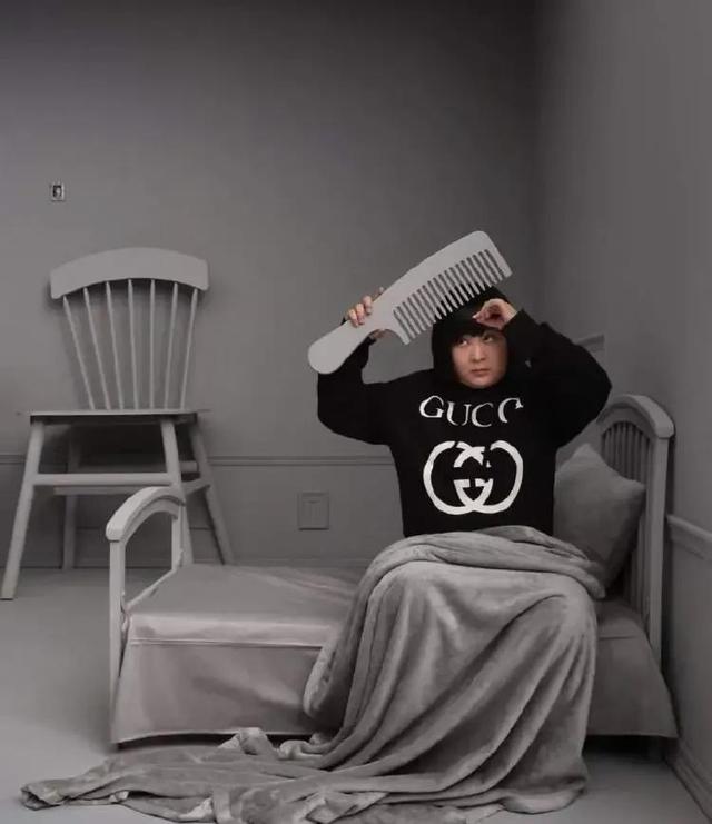 贾玲人生巅峰之路，那个抛弃贾玲而去的男人