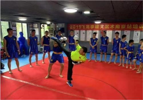 李建文对战俄罗斯特种兵，武术名家李建文秒杀俄特种兵遭质疑