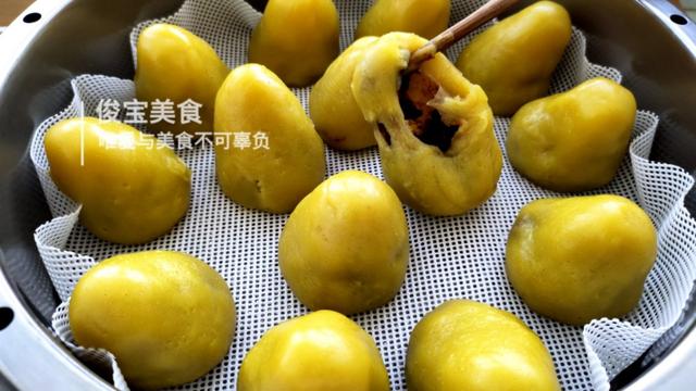 年糕是一种软糯香甜的美食，但这几个人群多吃一口都有麻烦